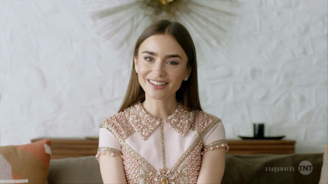 Emily in Paris : le nouveau sac français de Lily Collins que les femmes du  monde entier vont vouloir !