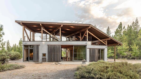 The 2008 Mountain House—which took nine years to complete—marks Atelier Bow-Wow's first and only home built in the U.S.