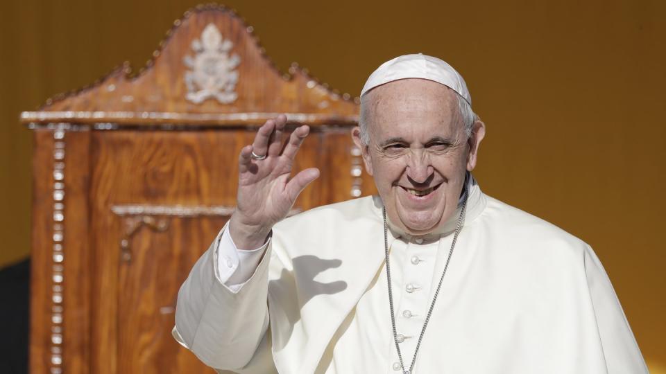 Papst Franziskus redet mit jungen Leuten über Sexualität und Liebe. Foto: Andrew Medichini