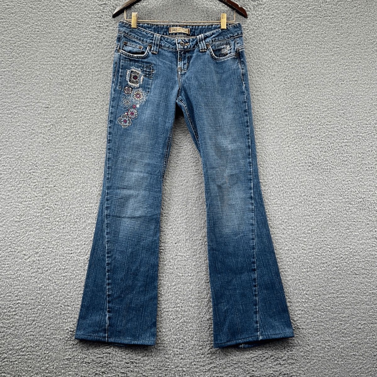 L.E.I. Denim Vintage Women's Low Rise Jeans