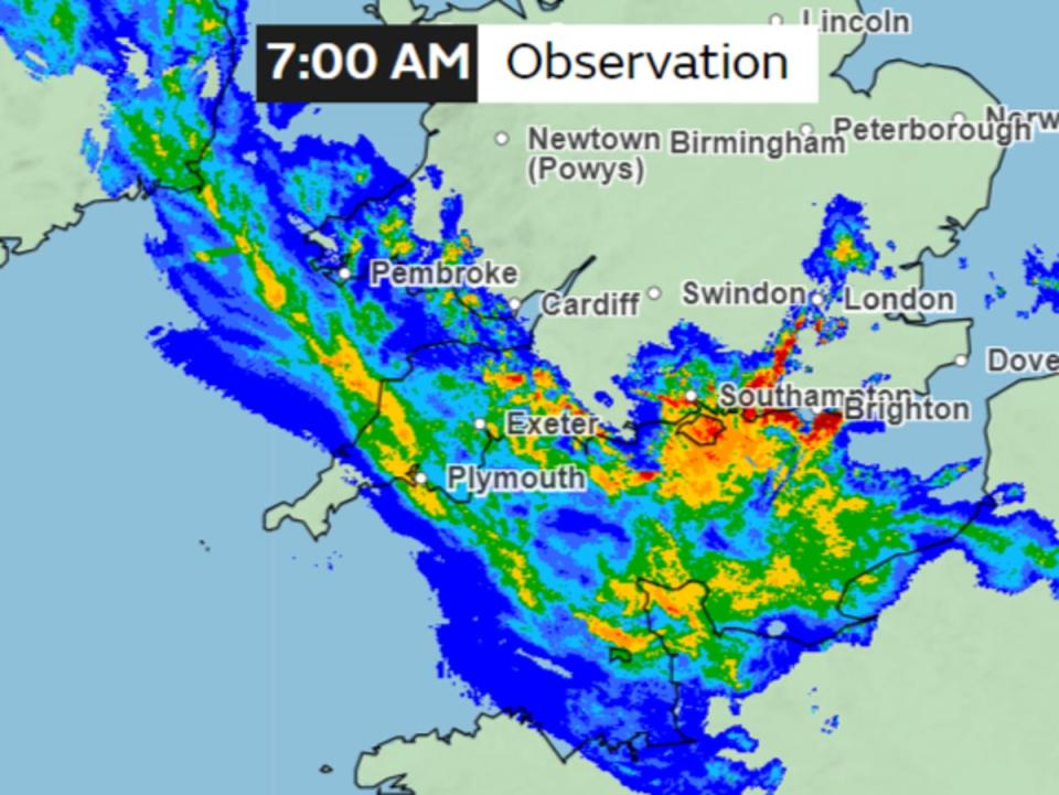 Rainfall forecast for Thursday morning shows several areas in red with up to 32mm per hour of rainfall expected (Met Office)