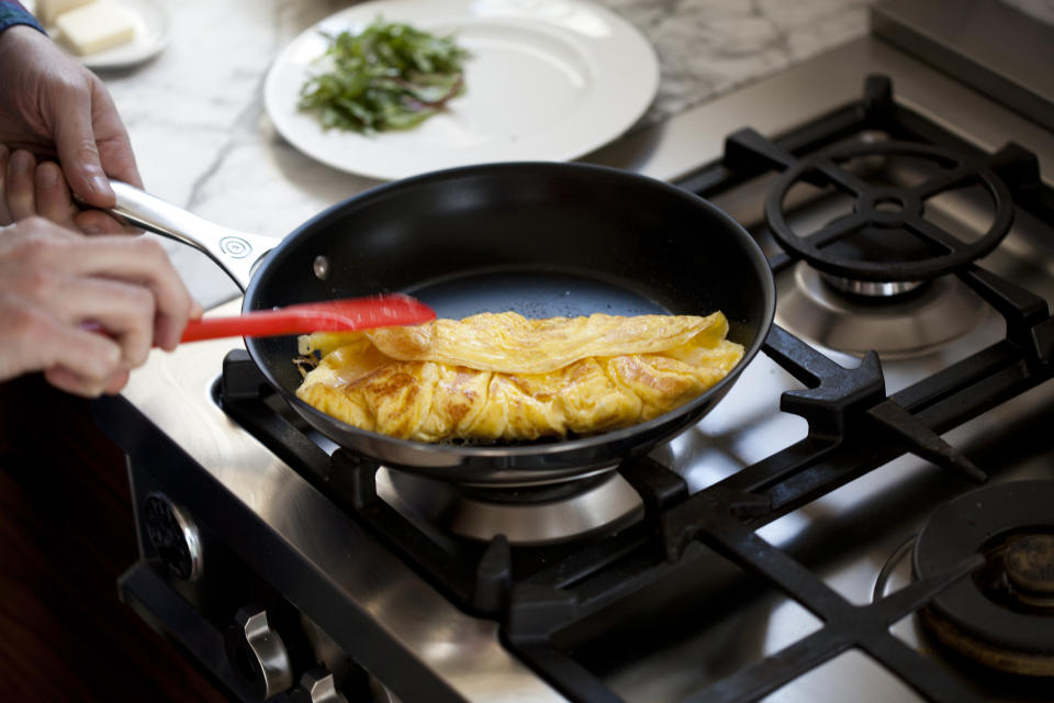 Eggs are a brilliant food for weight loss. [Photo: Getty]