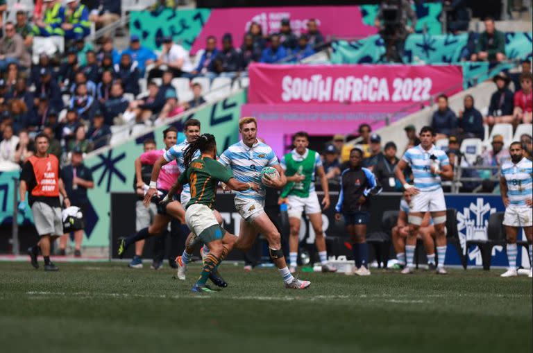 Matías Osadczuk, una de las piezas claves para la victoria de los Pumas 7s para vencer a Sudáfrica. Foto: prensa UAR