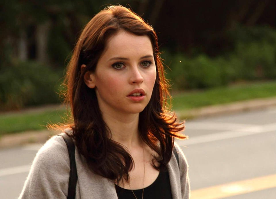 Felicity Jones, Breathe in – Eine unmögliche Liebe (30 vs. 18)