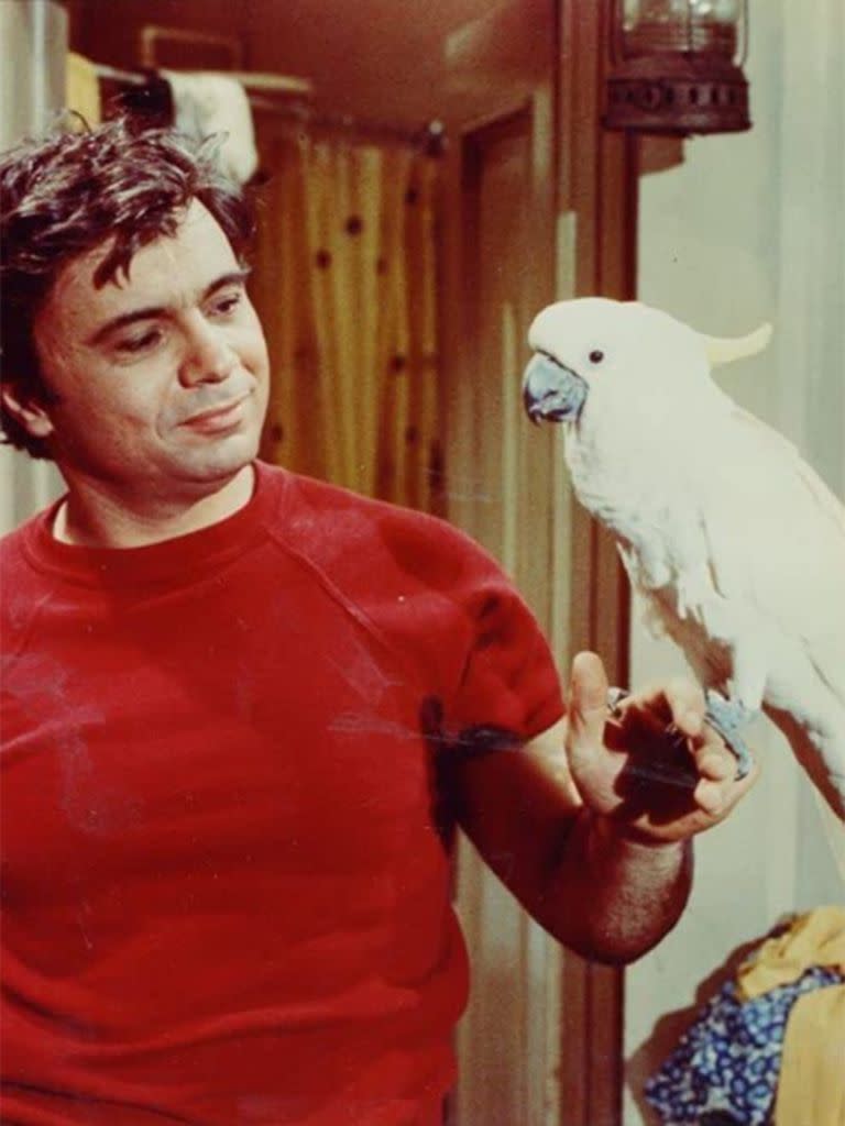 Robert Blake en una escena de Baretta, la serie que lo catapultó a la fama