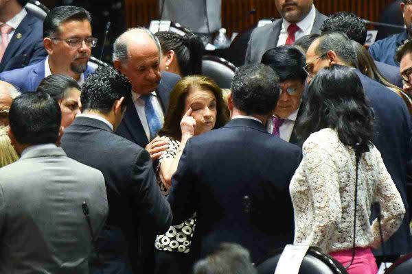 Diputados-suspenden-discusion-fondo-depensiones