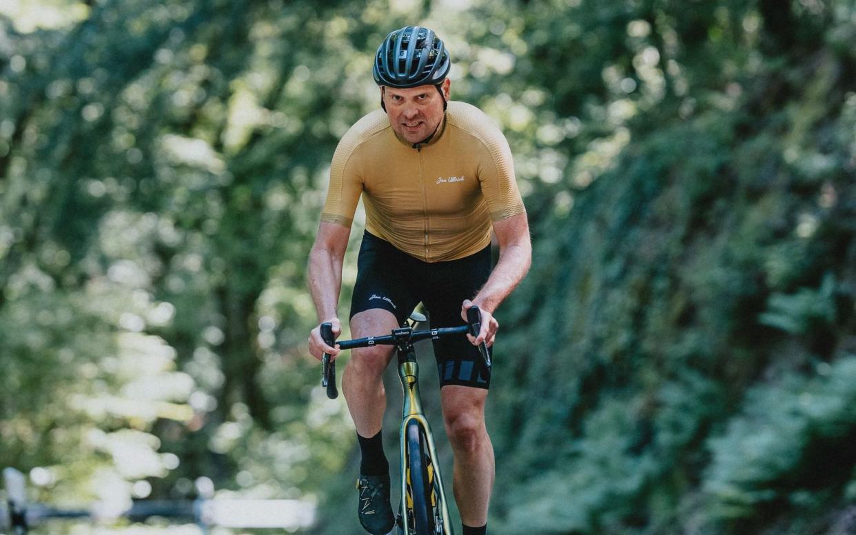 Dank Jan Ullrich erlebte der Radsport Ende der 1990er-Jahre einen Boom. (Bild: Prime Video)