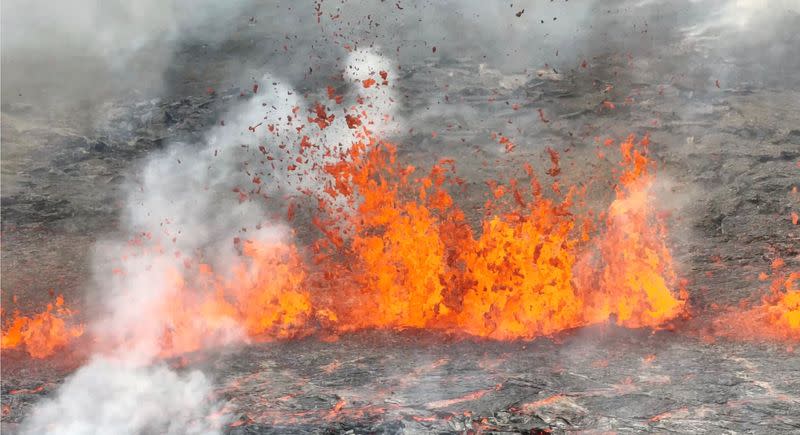 Icelandic volcano erupts near capital