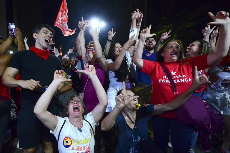 Seguidores de Lula da Silva celebran en San Pablo