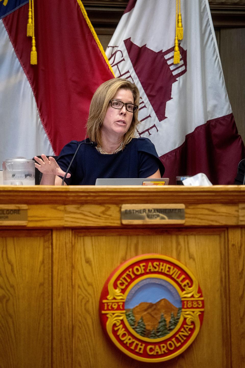 Asheville Mayor Esther Manheimer discusses the panhandling ordinance with City Attorney Brad Branham August 22, 2023.