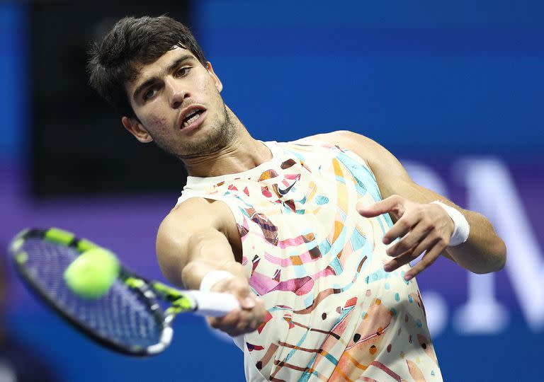 Carlos Alcaraz jugará las semifinales del US Open, torneo que ya ganó el año pasado