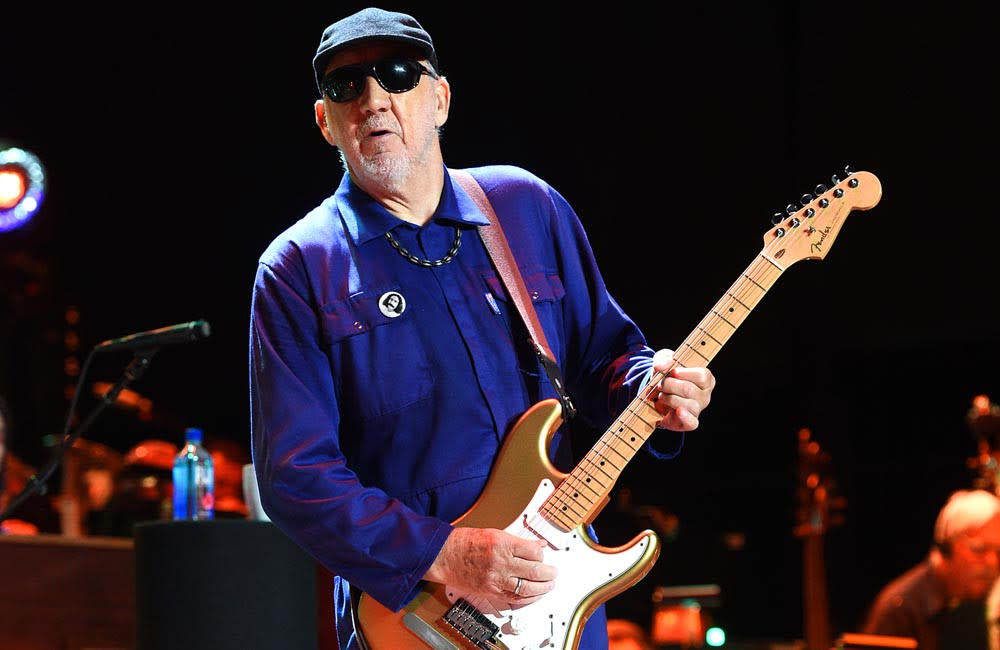 Pete Townshend says being a good guitar player requires the musician to listen to other players credit:Bang Showbiz