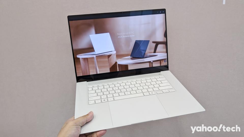 ASUS Zenbook S16