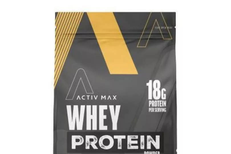 The protein powder is available in two flavours - Chocolate and Vanilla