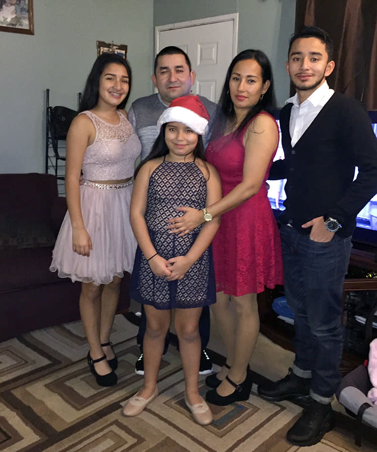 Tulio Cantarero Lemus, pictured here with his wife and three children, has been in ICE detention in Washington state for two years. (Courtesy Rosalia Machado-Orellana)