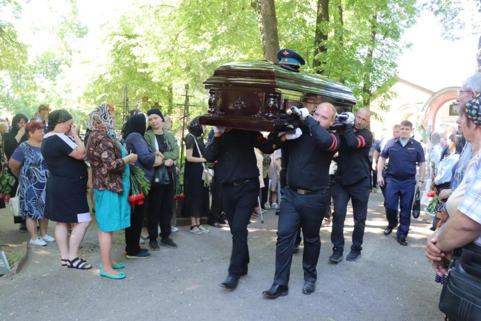 A procession for Lieutenant Colonel Pavel Kislyakov (Handout)