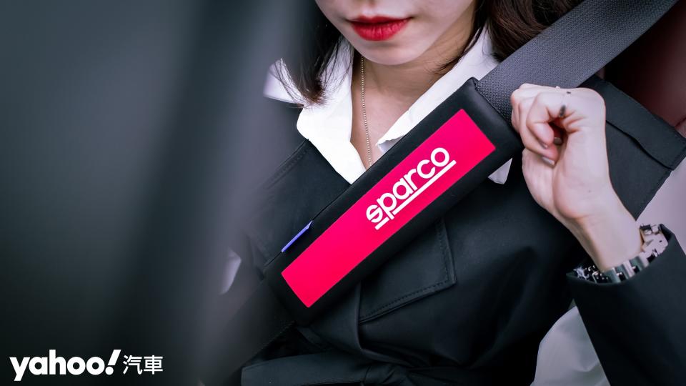 盤點3款SPARCO最佳周邊開箱，妝點車室熱血氛圍！