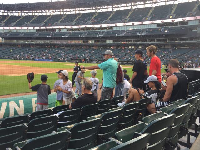 White Sox Host 1st MLB Game with Foul Pole-to-Pole Netting, Chicago News