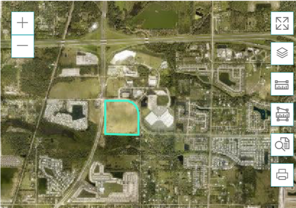 The parcel outlined in blue-green is where a Dunkin’ and Circle K are planned, along with a McDonald’s fast-food restaurant and 300 units of housing.