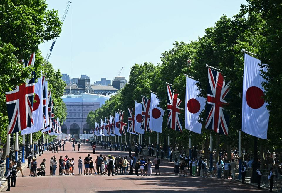 The Mall has been decorated with both Union Jacks and the Japanese flag. (AFP via Getty Images)