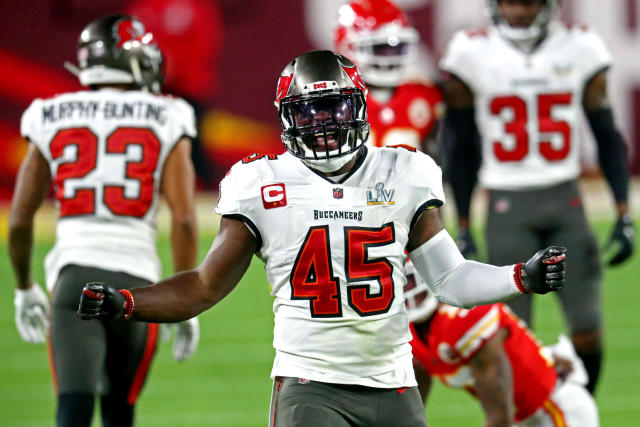 Which uniform combo are the Bucs wearing Sunday vs. the 49ers?