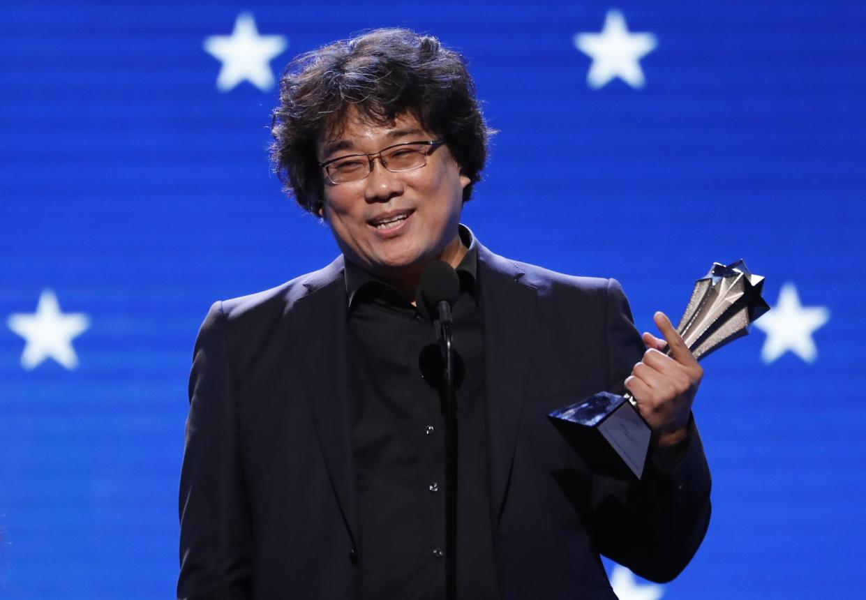 25th Critics Choice Awards – Show – Santa Monica, California, U.S., January 12, 2020 - Director Bong Joon-ho accepts the Best Director award for "Parasite". REUTERS/Mario Anzuoni