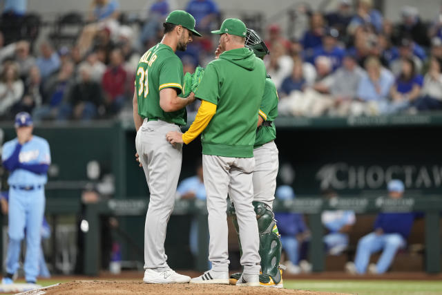 DeGrom fans 11 in 6 innings, Rangers beat Athletics 5-2