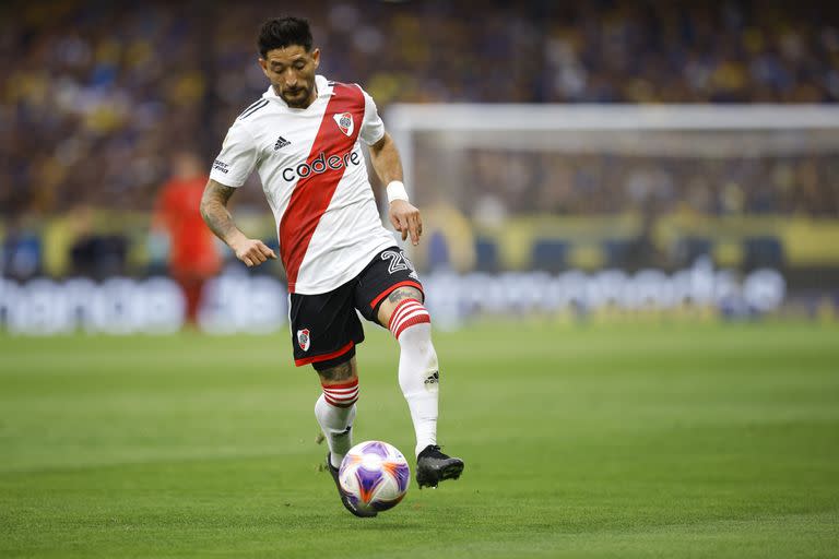 Milton Casco es uno de los pocos jugadores que hoy parece estar seguro en el once inicial de un River irregular