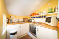 <p>But the kitchen is rather quaint and charming. (Airbnb) </p>