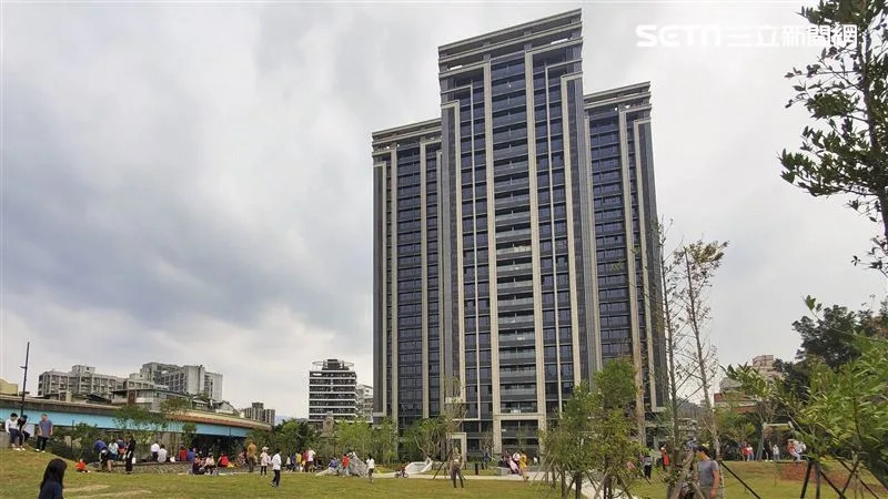 台灣金聯此次釋出107戶平價宅，專家認為，標售情況可視為今年房市上半年指標。（圖／記者陳韋帆攝影）