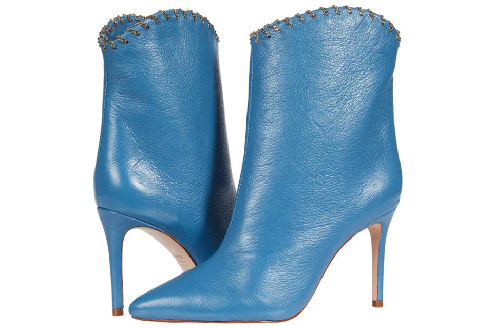 blue boots, schutz