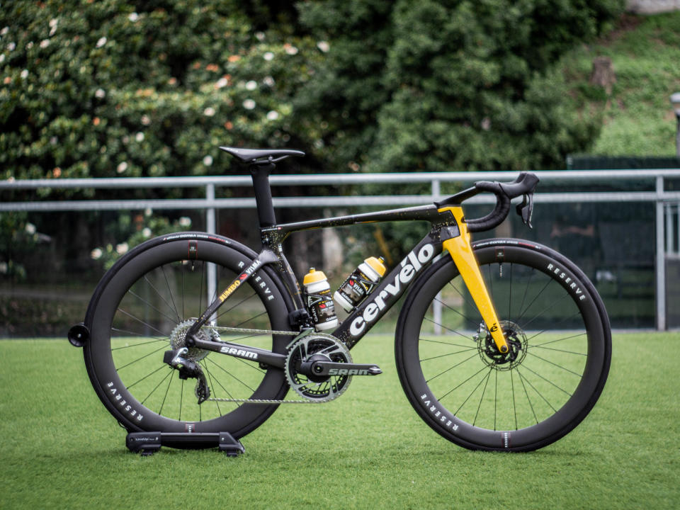 Jonas Vingegaard custom Cervelo S5