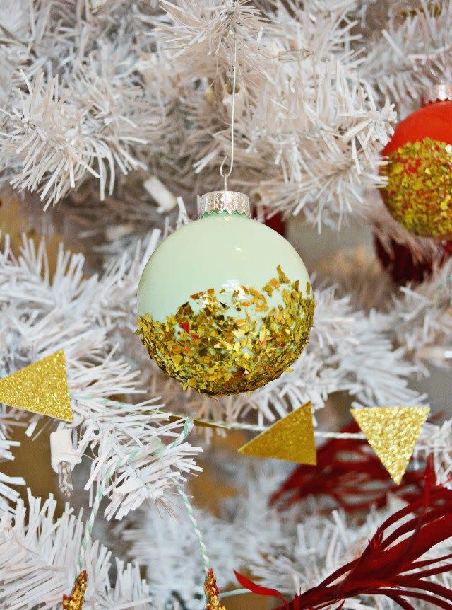 44) Gold Glitter Ornament