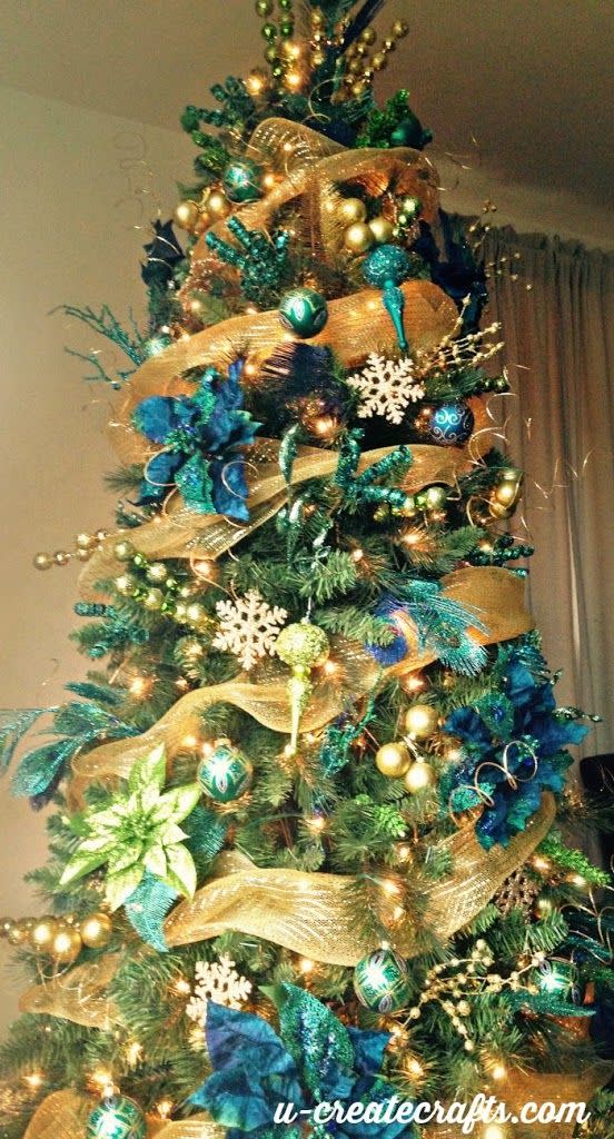 26) Peacock Christmas Tree