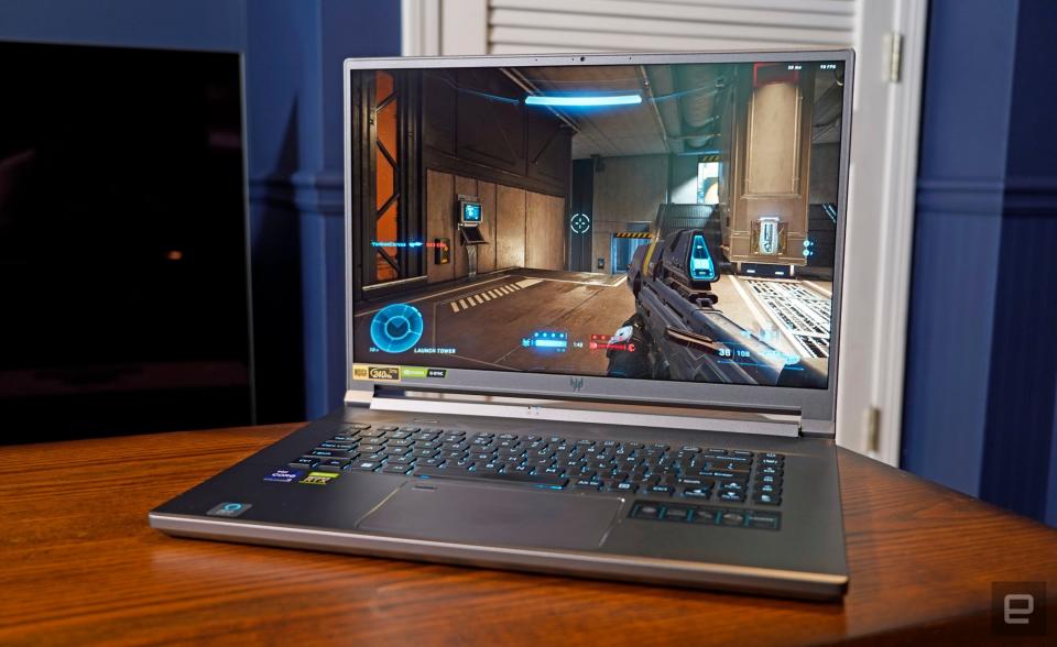 <p>Acer Predator Triton 500 SE front shot playing Halo Infinite</p> 