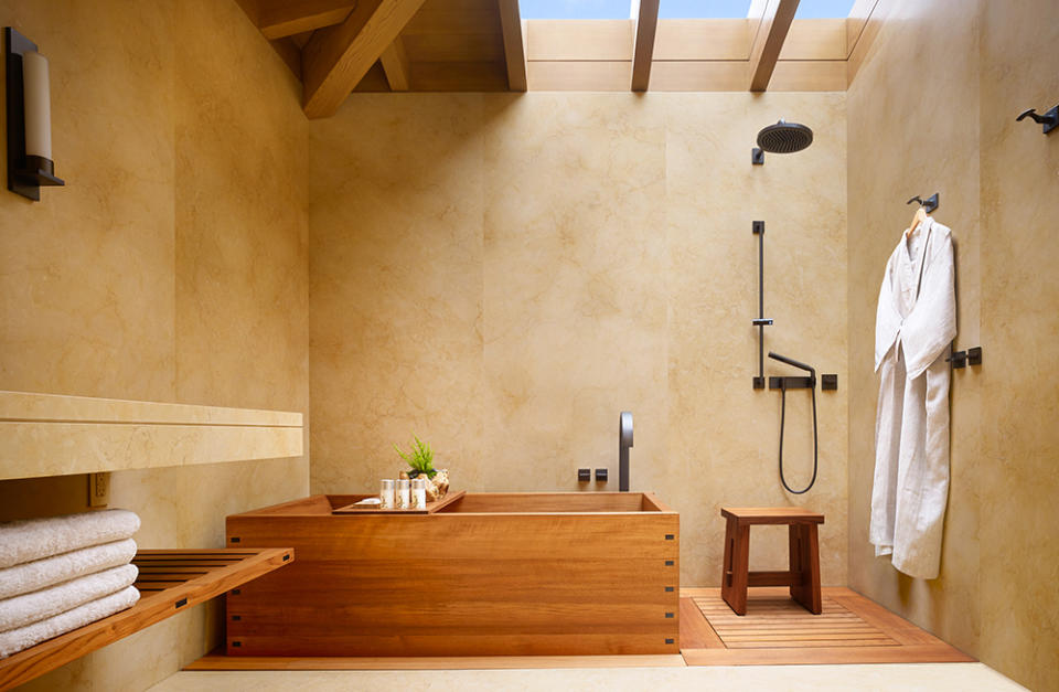 After a day of burning rubber, decelerate in a Japanese-style teak soaking tub.