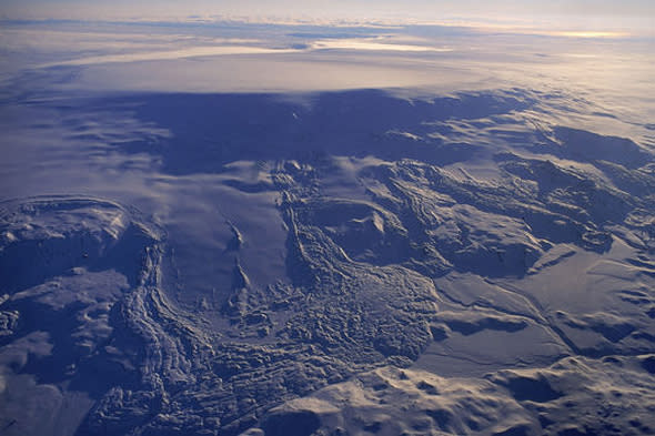 Bardarbunga volcano alert raised in Iceland