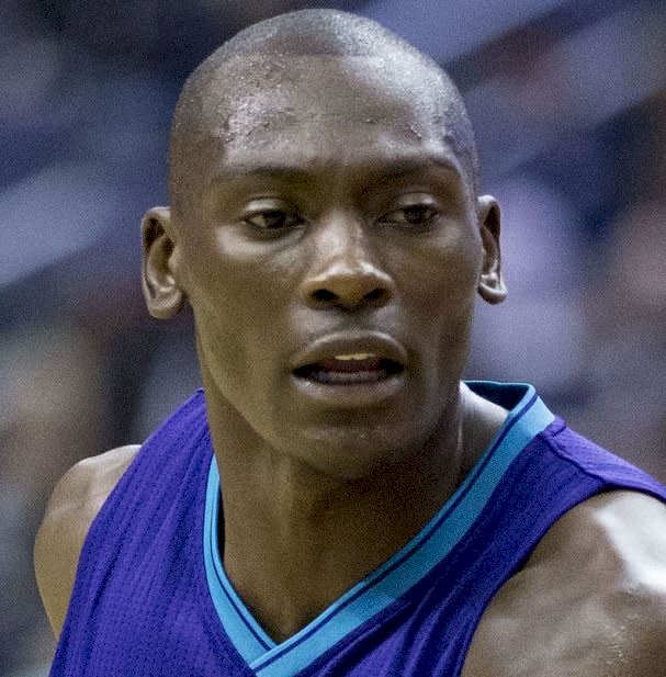 美國職業籃球(NBA)球星畢永柏(Bismack Biyombo)(圖取自維基)