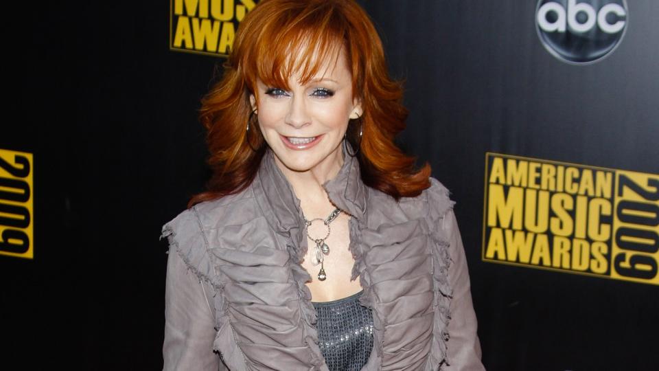 Reba McEntire at American Music Awards red carpet