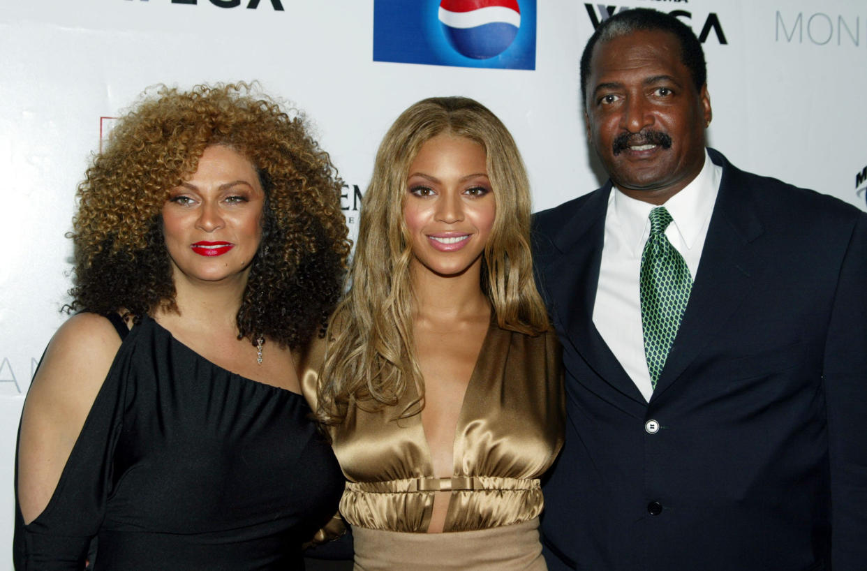 Tina Knowles, Beyonce Knowles and Mathew Knowles (Photo by Jim Smeal/Ron Galella Collection via Getty Images)