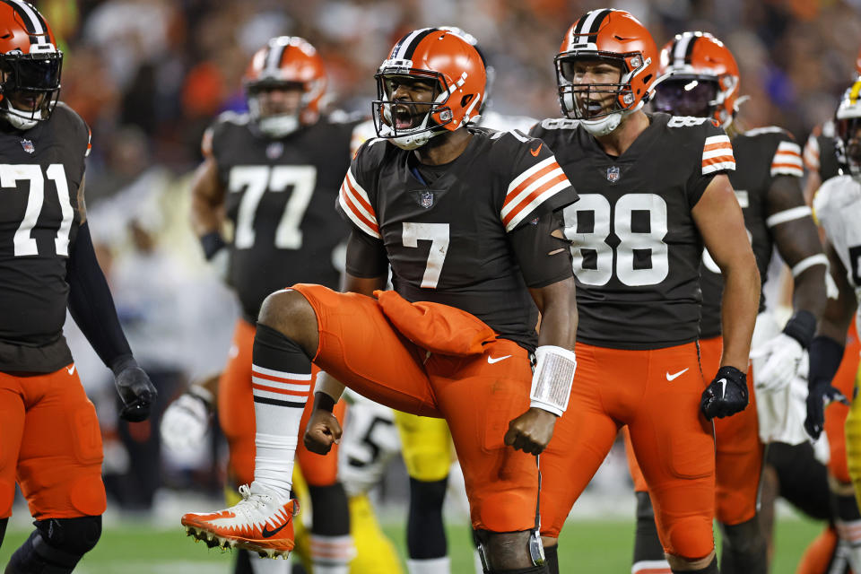 Cleveland Browns quarterback Jacoby Brissett (7) celebrates a first down on a quarterback sneak during the second half of the team's NFL football game against the Pittsburgh Steelers in Cleveland, Thursday, Sept. 22, 2022. (AP Photo/Ron Schwane)