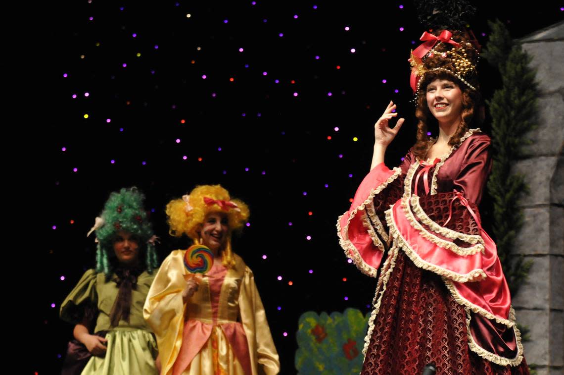 Florida Children’s Theater will present “Cinderella” this season.