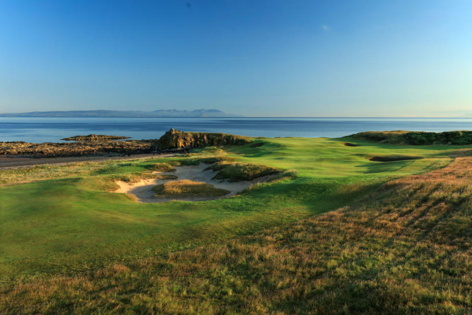 Trump Turnberry Ailsa par-5 10th hole pictured