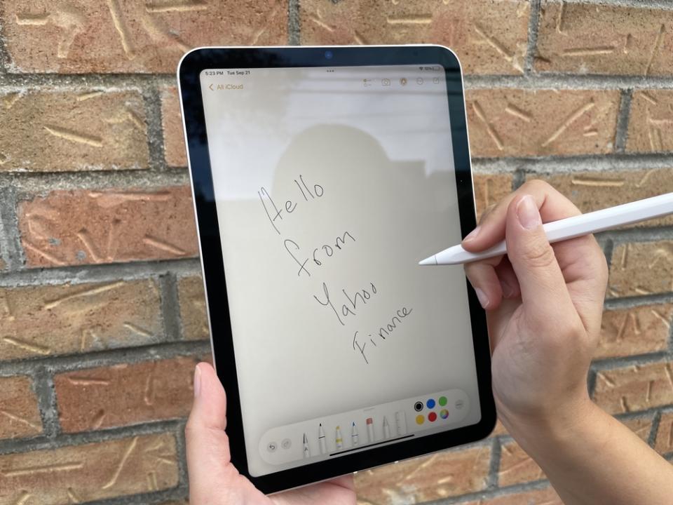 The iPad mini is now compatible with the Apple Pencil 2, meaning it can pair with and charge the stylus wirelessly. (Image: Howley)
