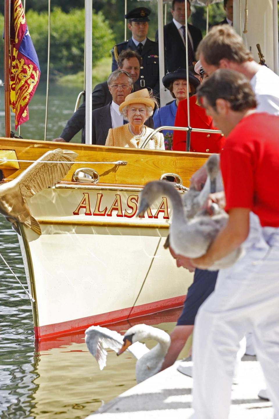 Queen attends annual Swan Upping