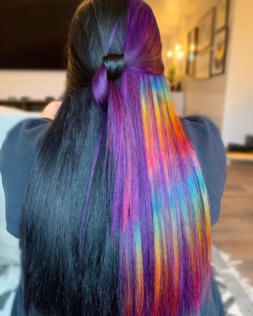 <h1 class="title">half and half</h1><cite class="credit">Instagram/@<a href="https://www.instagram.com/allieburton.hairart/" rel="nofollow noopener" target="_blank" data-ylk="slk:allieburton.hairart;elm:context_link;itc:0;sec:content-canvas" class="link "><strong>allieburton.hairart</strong></a></cite>