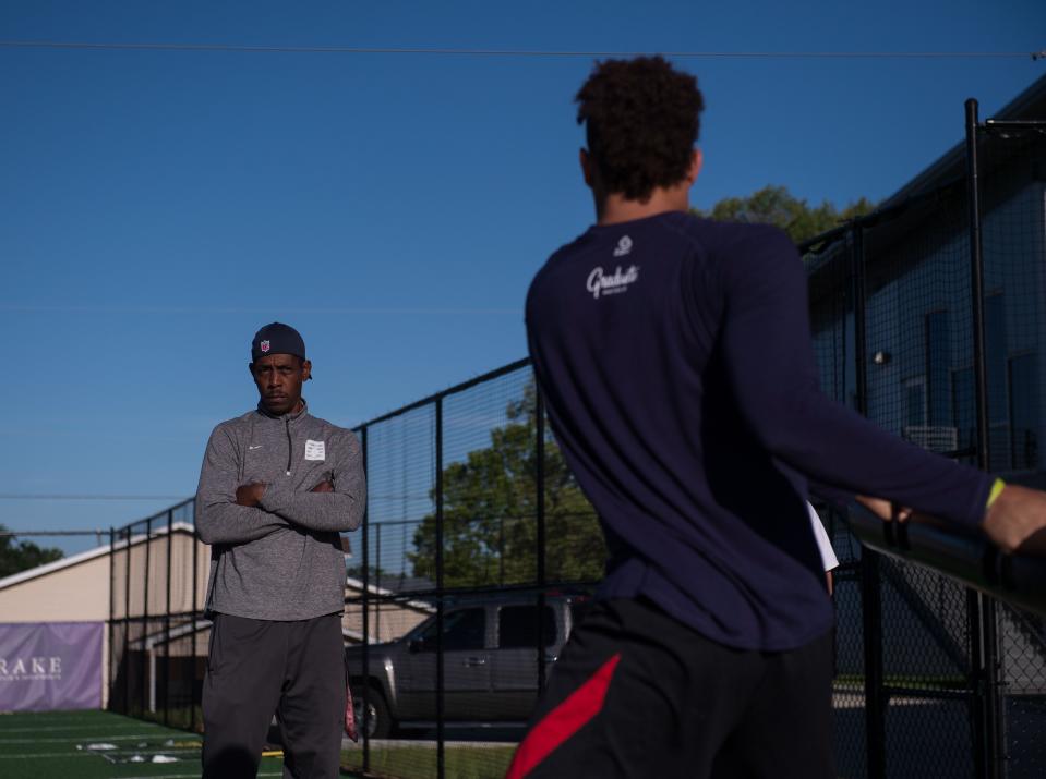 Apr 24, 2017; Tyler, TX, USA; Former major league pitcher Pat Mahomes watches his son,Texas Tech Red Raiders quarterback Patrick Mahomes, train at the APEC training facility in Tyler, TX.