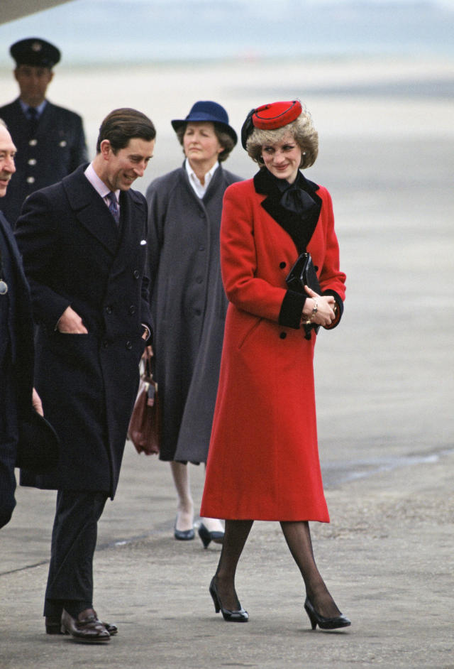 Les 50 Plus Beaux Looks De Lady Diana Qui Nous Inspirent Toujours Autant 