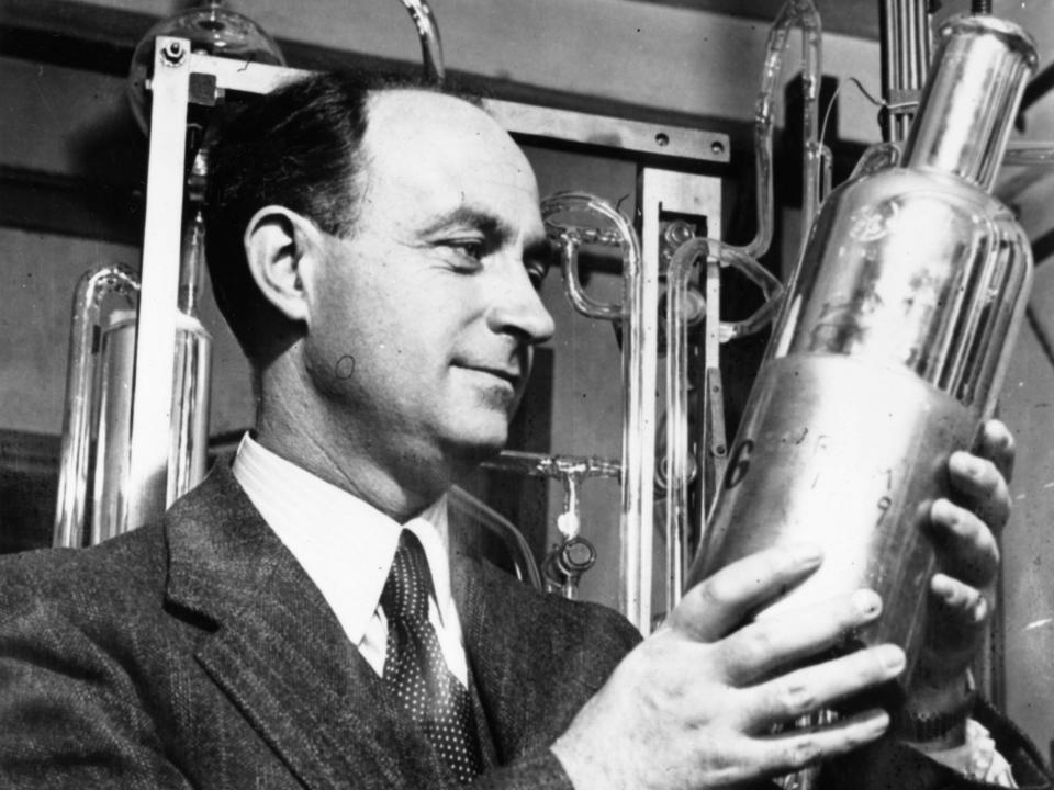 Enrico Fermi at a lab at Columbia University