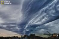 Des nuages orageux en banlieue de Chicago. <br><br>Toutes les photos sur <a href="http://ngm.nationalgeographic.com/your-shot/weekly-wrapper" rel="nofollow noopener" target="_blank" data-ylk="slk:nationalgeographic.com;elm:context_link;itc:0;sec:content-canvas" class="link ">nationalgeographic.com </a>